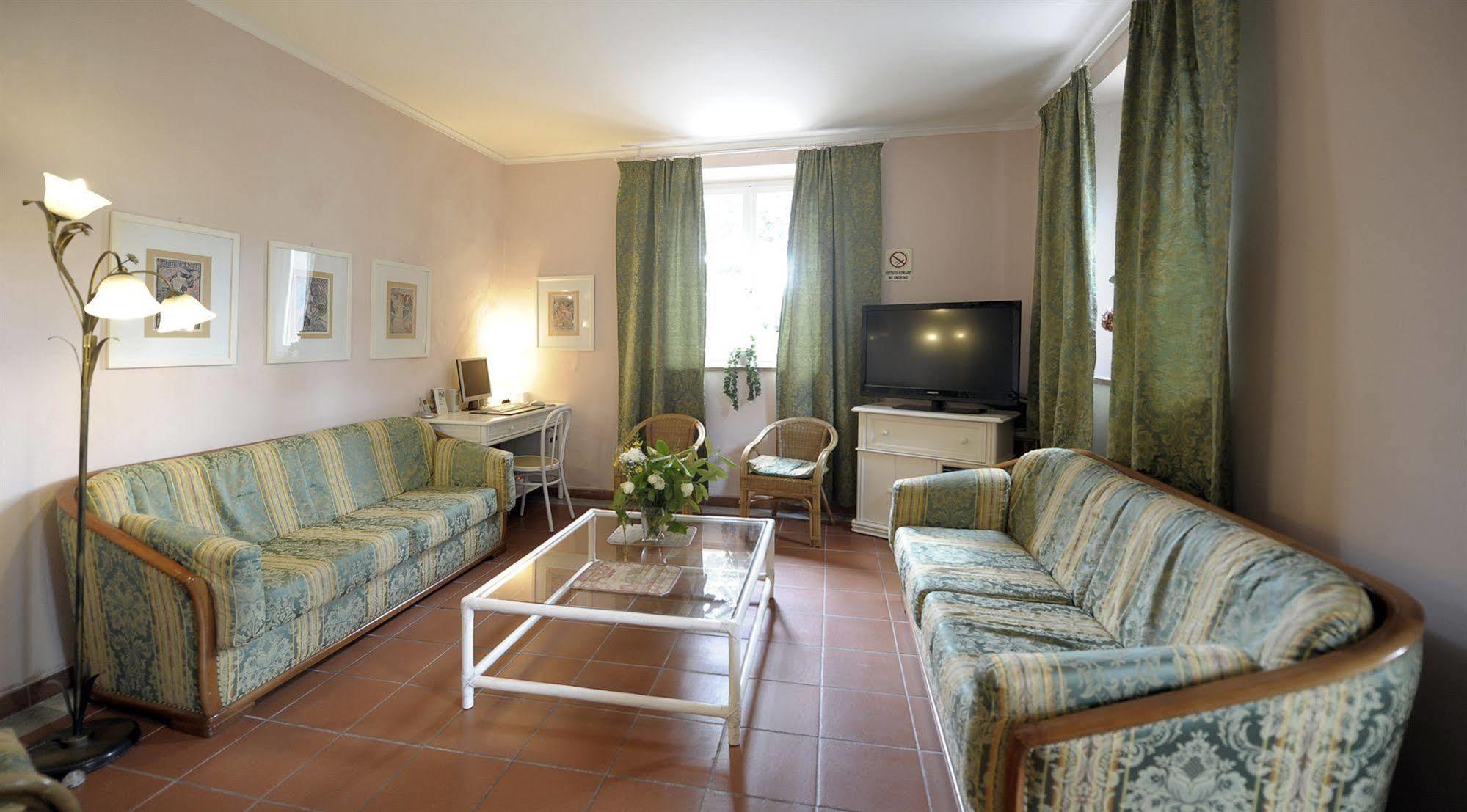 Hotel Villa Belvedere San Gimignano Zewnętrze zdjęcie